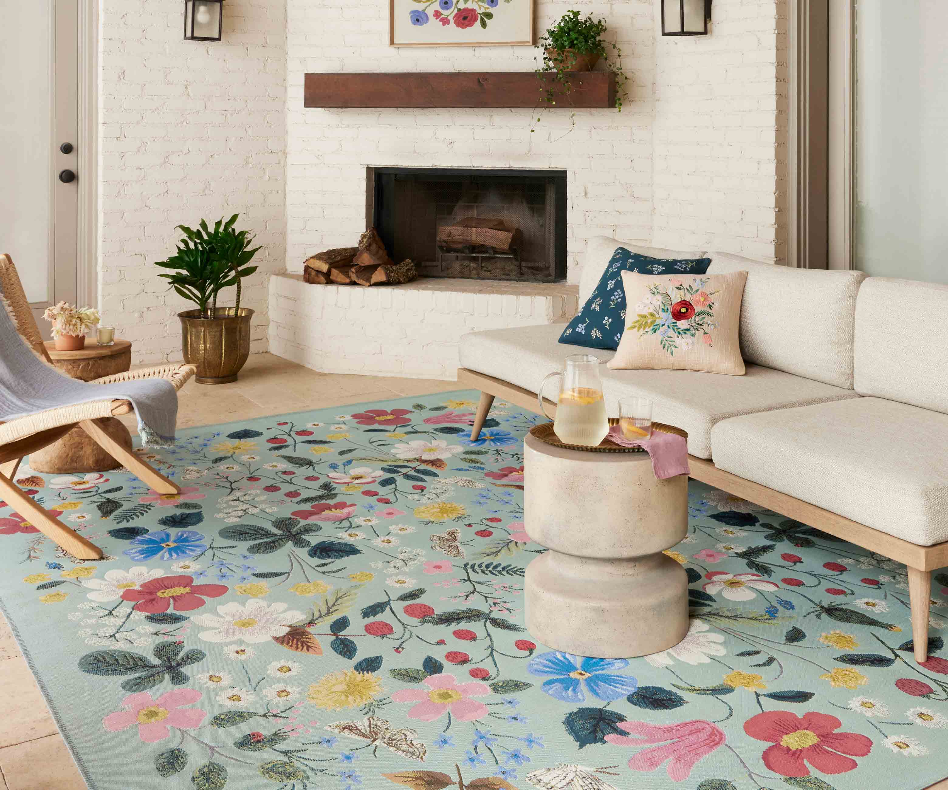 Perennial Strawberry Fields Power Loomed Rug - Mint